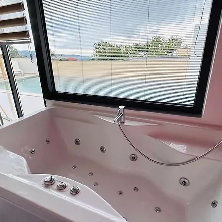 Villa Kovuk Villalari-villa Derin Private Pool And Jacuzzi *