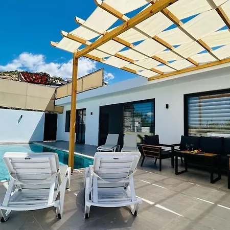 Kovuk Villalari-villa Derin Private Pool And Jacuzzi Villa Islamlar (Mediterranean)
